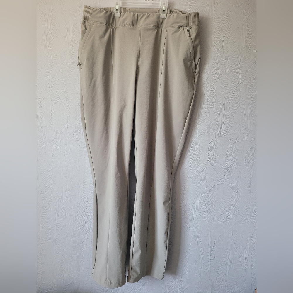Columbia Women’s Tidal Sands PFG Regular Fit Straight Leg Pants L